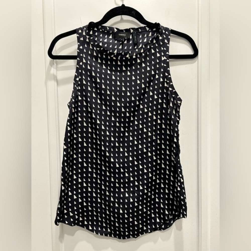 NWOT Theory Black & White Triangle Print Silk Tank Top Size XS